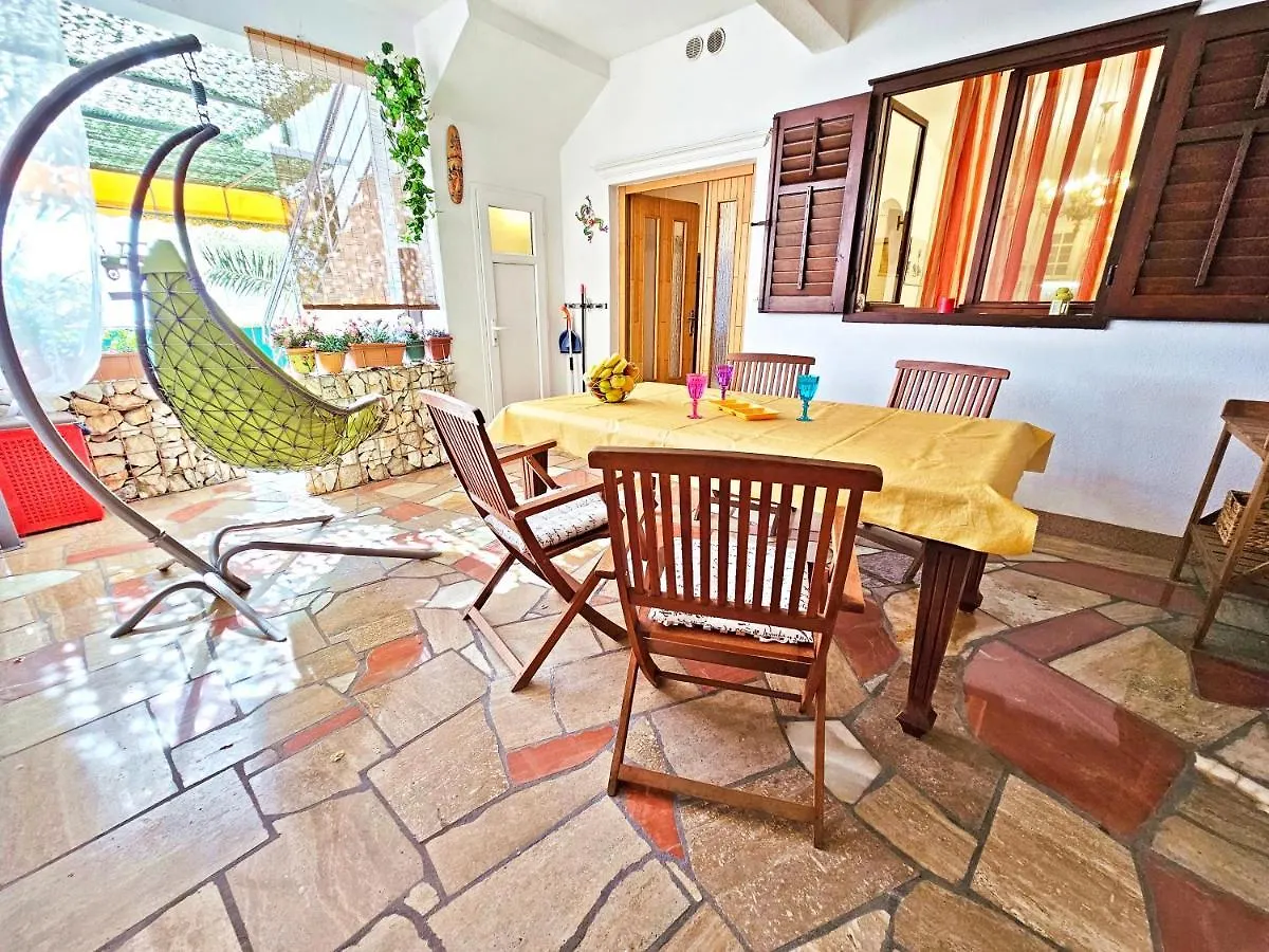 Apartments Tempera By The Beach Split